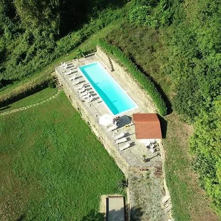 With Enclosed Garden Διαμέρισμα *