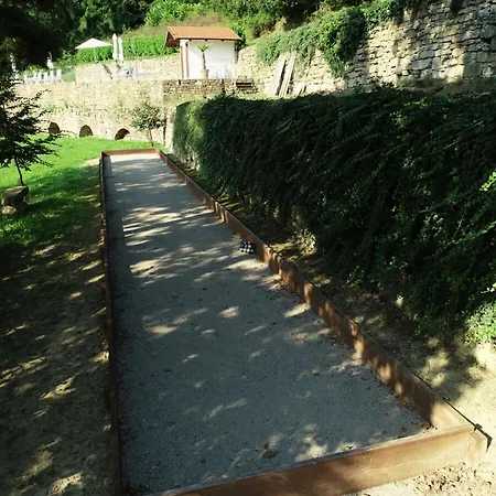 With Enclosed Garden Διαμέρισμα Cortemilia